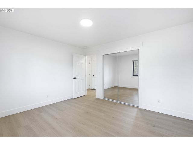 14035 Se HARRISON St, Portland, OR 97233