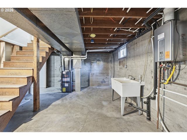 14035 Se HARRISON St, Portland, OR 97233