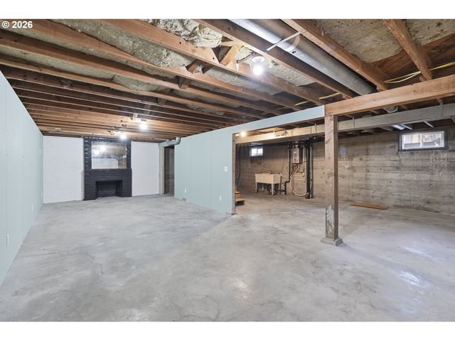14035 Se HARRISON St, Portland, OR 97233