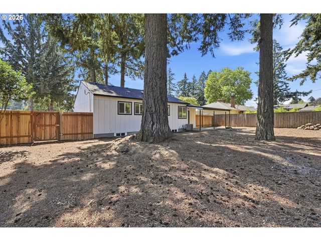 14035 Se HARRISON St, Portland, OR 97233