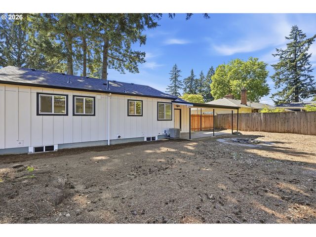 14035 Se HARRISON St, Portland, OR 97233