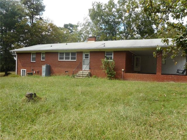 7962 Sylvan Road, Liberty, NC 27298