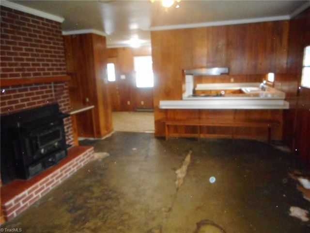 7962 Sylvan Road, Liberty, NC 27298