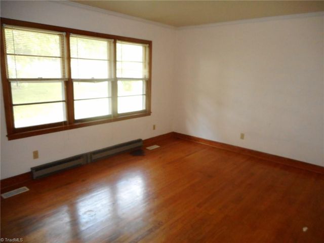 7962 Sylvan Road, Liberty, NC 27298