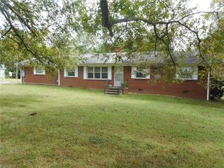 7962 Sylvan Road, Liberty, NC 27298