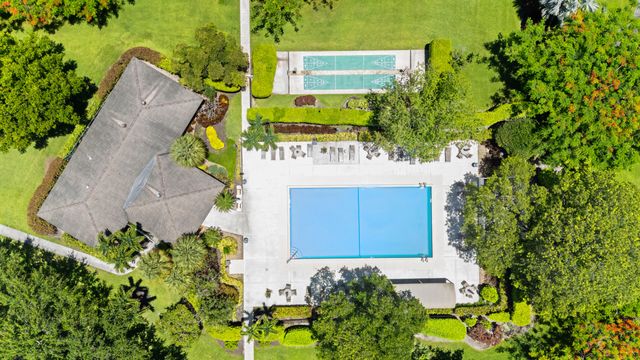 3510 Oaks Way 406, Pompano Beach, FL 33069