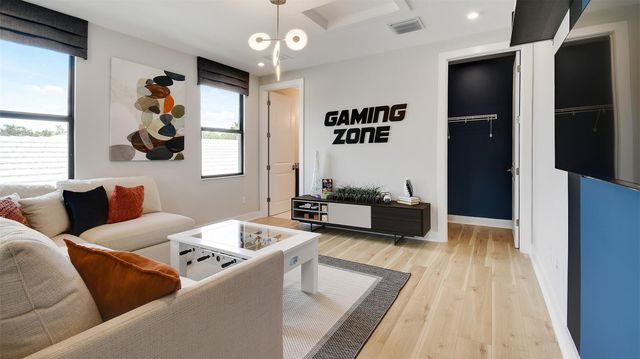 391 SE VIA SANGRO, Port St Lucie, FL 34952