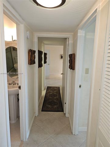 2049 S Ocean Dr PH1, Hallandale Beach, FL 33009
