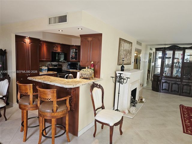 2049 S Ocean Dr PH1, Hallandale Beach, FL 33009