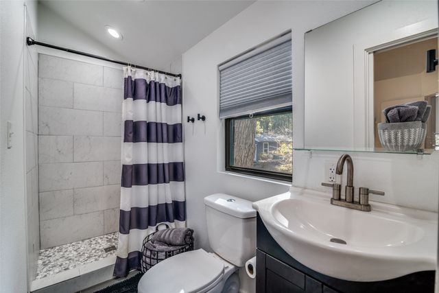 111 Barker Creek, Scroggins, TX 75480