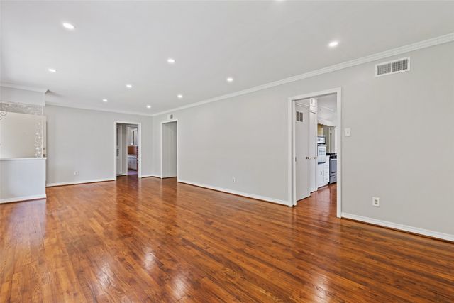 6440 Runnemede Drive, Dallas, TX 75214