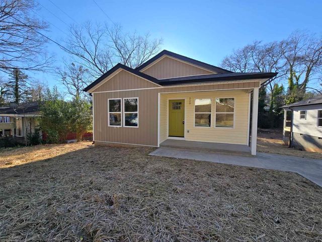 220 Caulder Circle, Spartanburg, SC 29306
