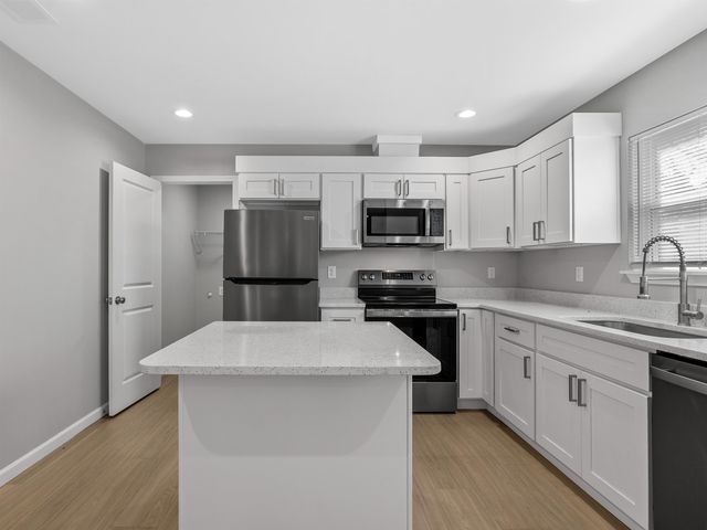 220 Caulder Circle, Spartanburg, SC 29306