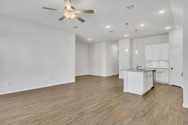 7161 Red Twig Trail, Venus, TX 76084