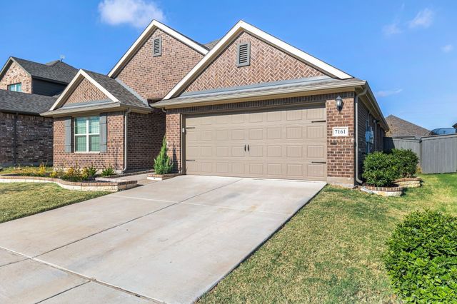 7161 Red Twig Trail, Venus, TX 76084