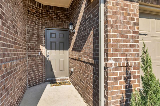 7161 Red Twig Trail, Venus, TX 76084