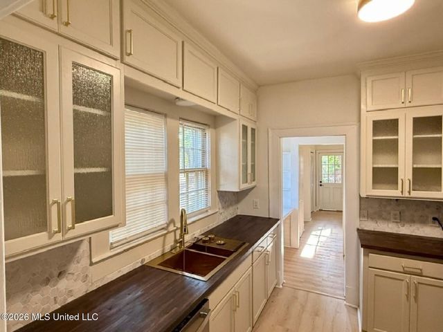 1605 Peachtree Street, Jackson, MS 39202