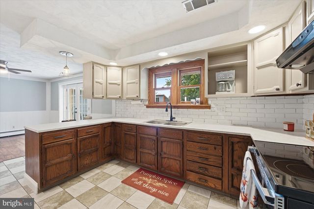 2515 HILLCREST RD, Quakertown, PA 18951