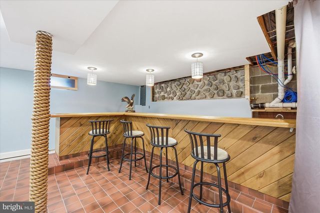 2515 HILLCREST RD, Quakertown, PA 18951