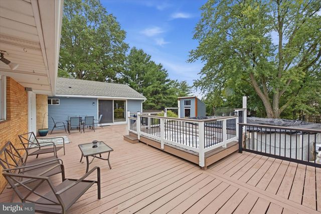 2515 HILLCREST RD, Quakertown, PA 18951