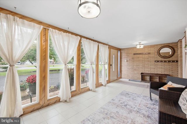 2515 HILLCREST RD, Quakertown, PA 18951