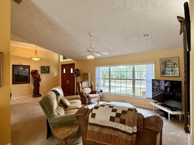2884 SE Ranch Acres Circle, Jupiter, FL 33478