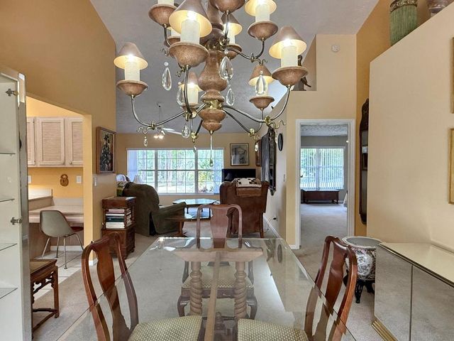 2884 SE Ranch Acres Circle, Jupiter, FL 33478