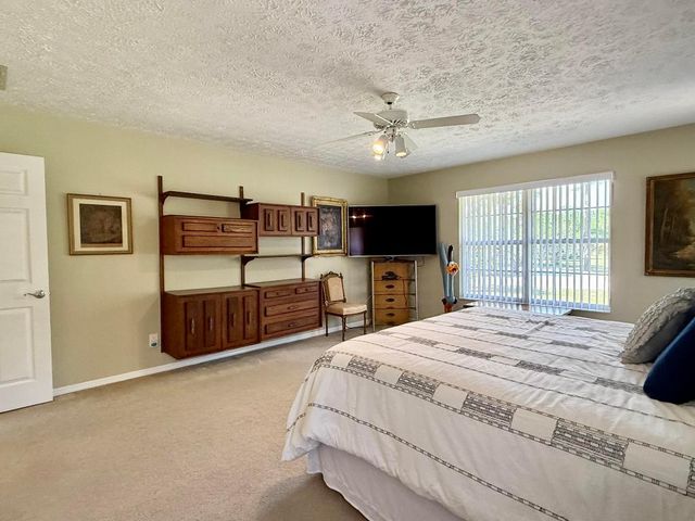 2884 SE Ranch Acres Circle, Jupiter, FL 33478