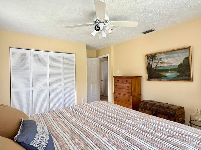 2884 SE Ranch Acres Circle, Jupiter, FL 33478