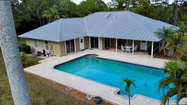 2884 SE Ranch Acres Circle, Jupiter, FL 33478