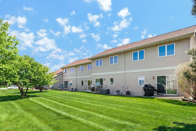 135 Alpine Meadows Court, Oregon, WI 53575