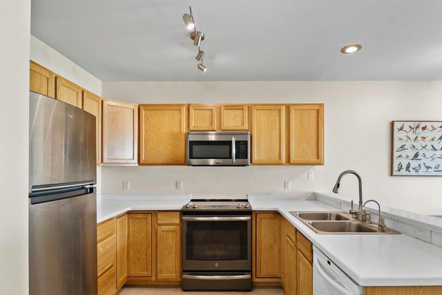 135 Alpine Meadows Court, Oregon, WI 53575