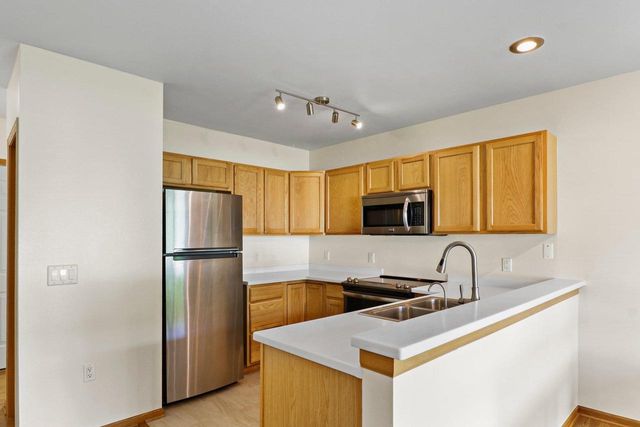 135 Alpine Meadows Court, Oregon, WI 53575