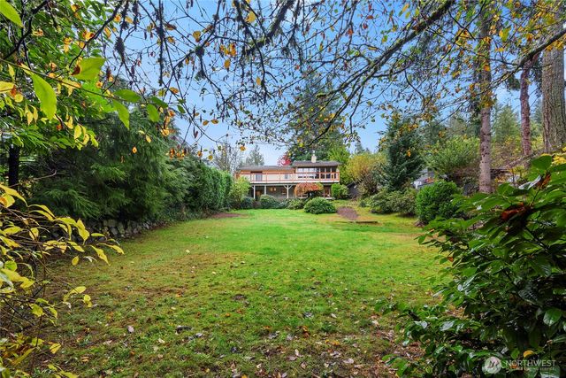 4203 Olympus Drive NE, Bremerton, WA 98310