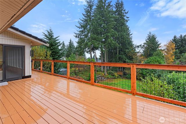 4203 Olympus Drive NE, Bremerton, WA 98310