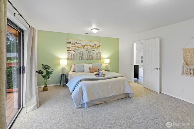 4203 Olympus Drive NE, Bremerton, WA 98310