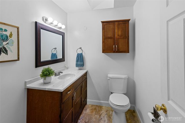 4203 Olympus Drive NE, Bremerton, WA 98310