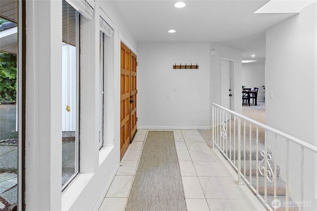 4203 Olympus Drive NE, Bremerton, WA 98310