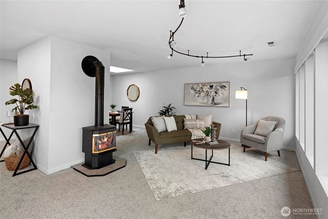 4203 Olympus Drive NE, Bremerton, WA 98310