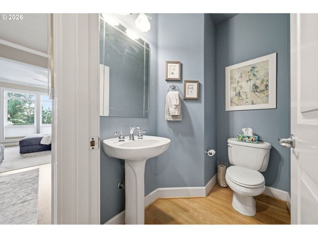2246 SAINT MORITZ Loop, West Linn, OR 97068