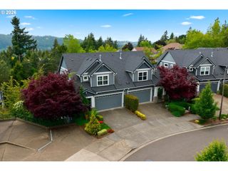 2246 SAINT MORITZ Loop, West Linn, OR 97068