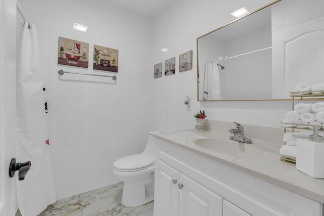 4112 NW 58th Drive, Coconut Creek, FL 33073