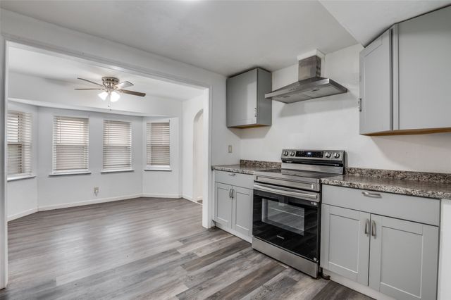 1905 Huntington Drive, Grand Prairie, TX 75051