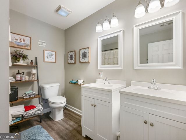 450 Candlestick Drive, Hull, GA 30646