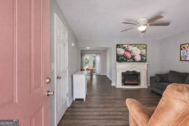 450 Candlestick Drive, Hull, GA 30646