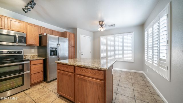 1462 W 19TH Avenue, Apache Junction, AZ 85120