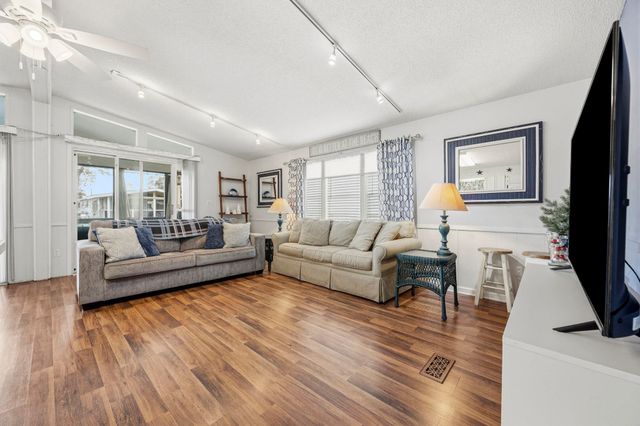 1802 Sunrise Dr., Surfside Beach, SC 29575