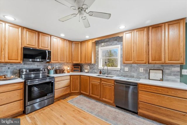 9107 GRASTY GOLD MINE RD, Rhoadesville, VA 22542