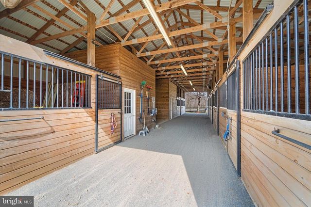 9107 GRASTY GOLD MINE RD, Rhoadesville, VA 22542