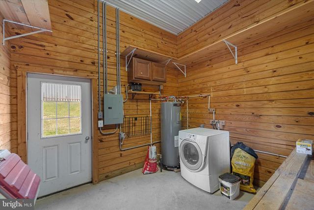 9107 GRASTY GOLD MINE RD, Rhoadesville, VA 22542